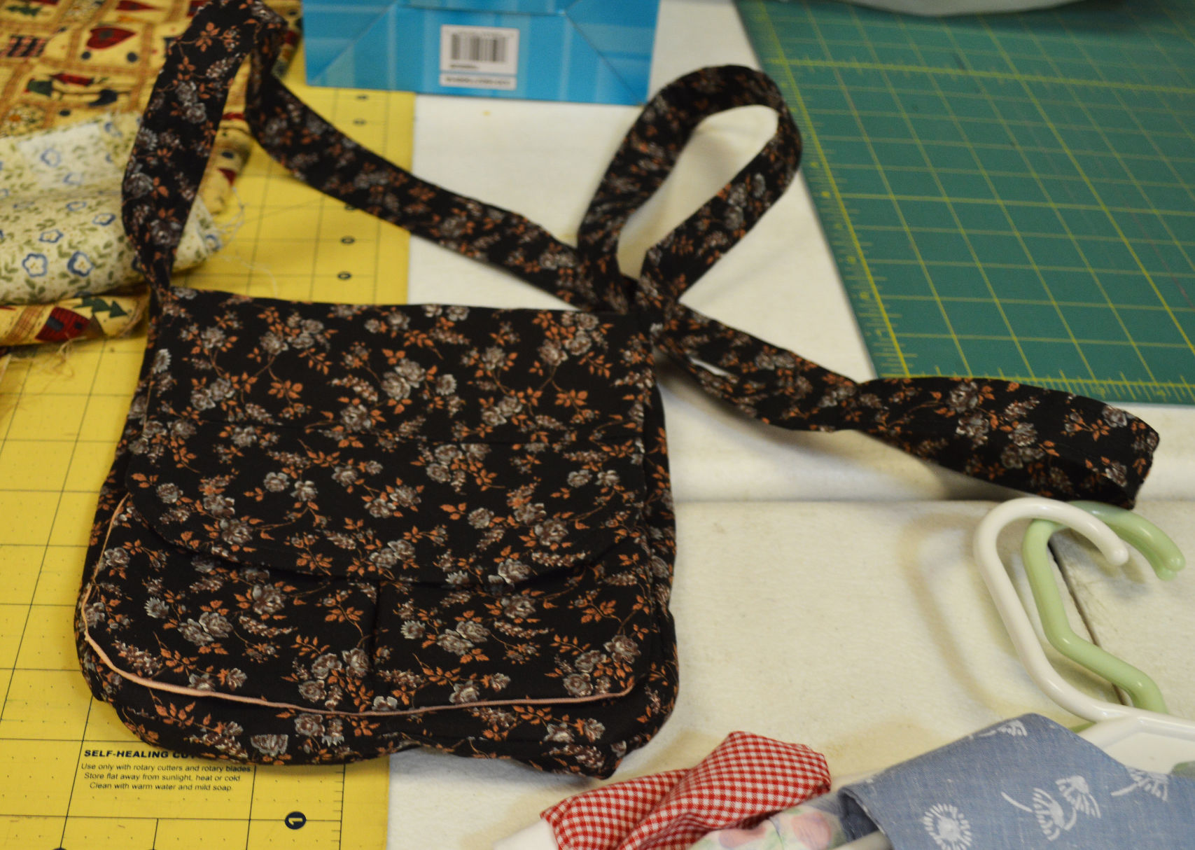 Aviva Divas enjoy camaraderie while sewing for others
